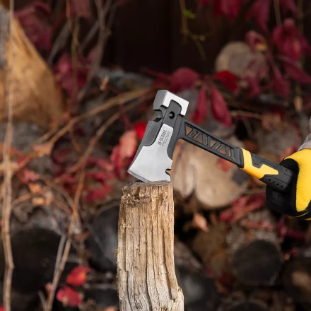 Топор цельнокованый 600 г Denzel 21499, двухкомпонентная обрезиненная рукоятка купить в Муравленко