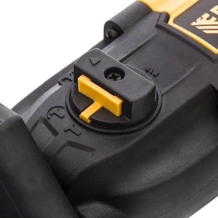 Перфоратор RH-650-18 Denzel 26603 купить в Муравленко