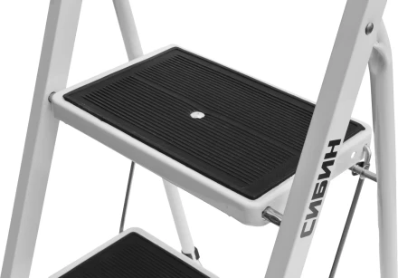 Лестница-стремянка СИБИН стальная c широкими ступенями, 3 ступени 38807-03 купить в Муравленко