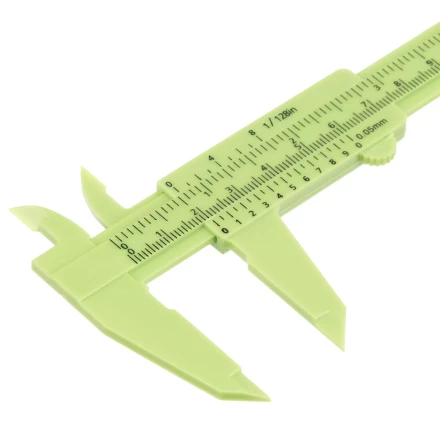 Штангенциркуль пластиковый, 150 мм Сибртех 31621 купить в Муравленко