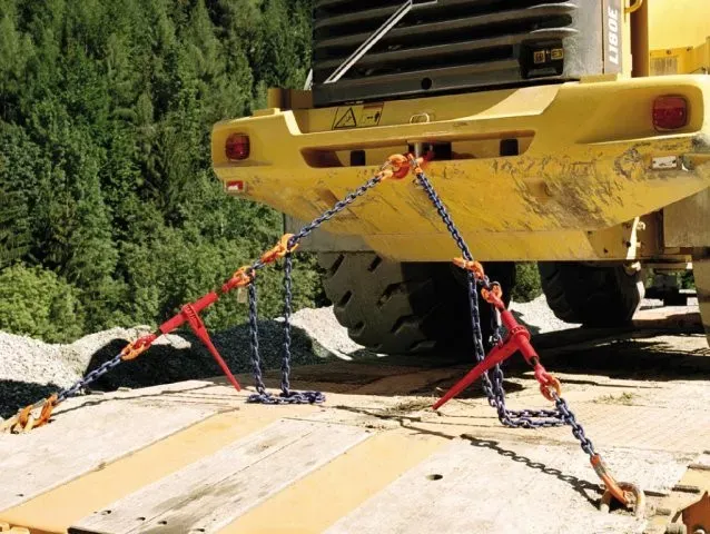 Стяжки цепные для крепления грузов с крюками  р-н 2 тонн L=4 метра купить в Муравленко