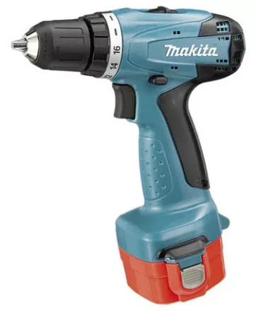 Аккумуляторная дрель-шуруповерт Makita 6271DWPE купить в Муравленко