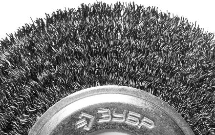 ЗУБР &quot;ПРОФЕССИОНАЛ&quot;. Щетка дисковая для точильно-шлифовального станка, витая стальная проволока 0,3мм, 150х12,7мм 35185-150_z02 купить в Муравленко