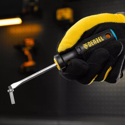 Отвертка, SL5x75 мм, S2, 3к рукоятка Denzel 121947 купить в Муравленко