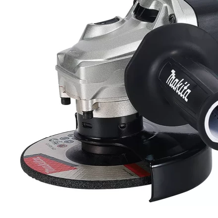 Углошлифовальная машина (болгарка) Makita GA5095X01 1900Вт, 125мм купить в Муравленко