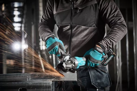 Угловая шлифовальная машина 125мм Makita GA050GT101 (40V, 1 АКБ 5 Ач, ЗУ) купить в Муравленко