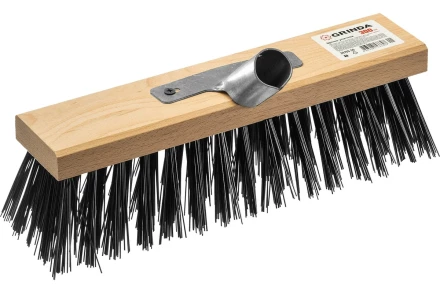 Щетка GRINDA &quot;EURO&quot; уличная без ручки, буковая колодка, жесткая щетина, с металлическим держателем для черенка, 30см 39193-30 купить в Муравленко