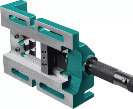 Тиски KRAFTOOL станочные трехсторонние 32716-100 купить в Муравленко