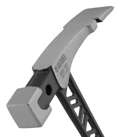 Молоток каменщика Denzel 10633, 680 г, цельнокованый, двухкомпонентная обрезиненная рукоятка купить в Муравленко