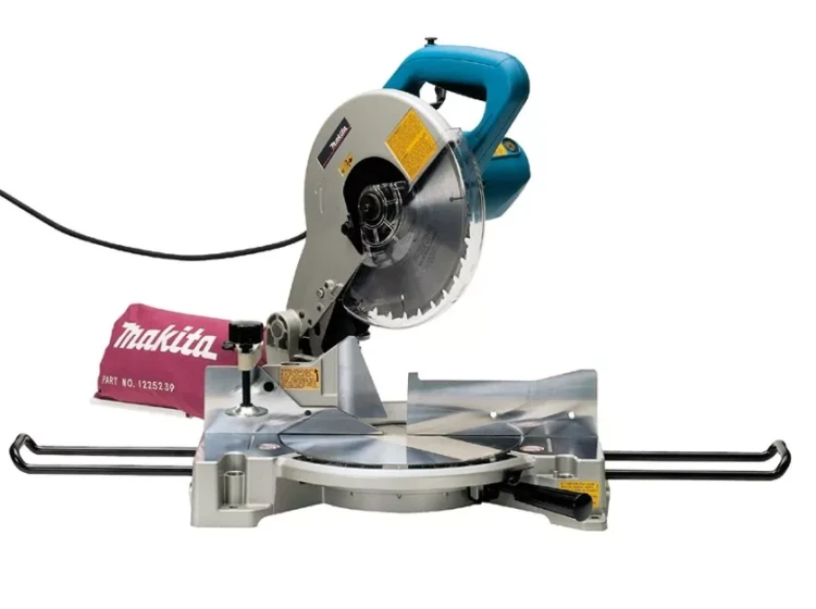 Пила торцовочная(торцевая) Makita LS1040 купить в Муравленко
