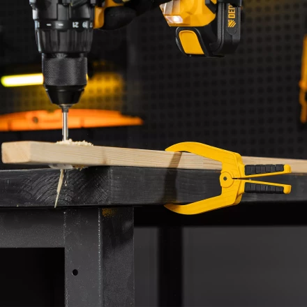 Струбцина клещеобразная Denzel, удлиненная 50 х 80 мм двухкомпонентные рукоятки, 20789 купить в Муравленко