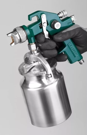 Краскопульт пневматический KRAFTOOL AirKraft, HVLP, с нижним бачком, 1,4мм 06520-1.4 купить в Муравленко