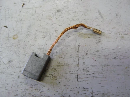 Щетка графитовая (пара) 7x14x21 Применение купить в Муравленко