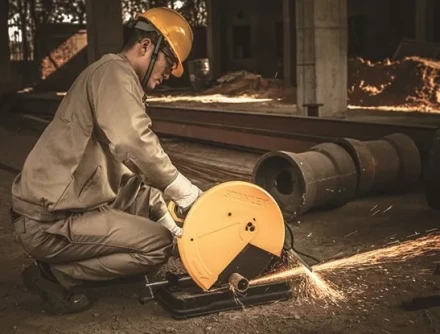 Пила монтажная STSC2135 Stanley купить в Муравленко