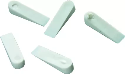 Клинья 30х6х5 мм для кладки плитки 200 шт  SPARTA 880225 купить в Муравленко