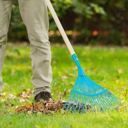 Грабли веерные стальные Palisad, 430 х 1550 мм, 22 плоских зуба, лакированный черенок, Luxe, 617885 купить в Муравленко