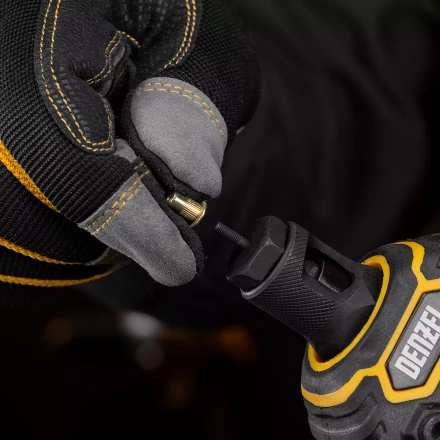 Заклепки резьбовые, стальные, оцинкованные, М3, пластиковый кейс, 200 шт. Denzel 40600 купить в Муравленко