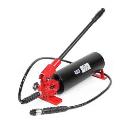 Помпа гидравлическая ручная КВТ ПМР-7035 объем маслобака 3.5 л (85140) купить в Муравленко