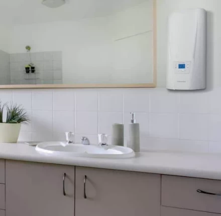 Проточный водонагреватель ELECTROLUX SP 18-27 MULTYTRONIC купить в Муравленко