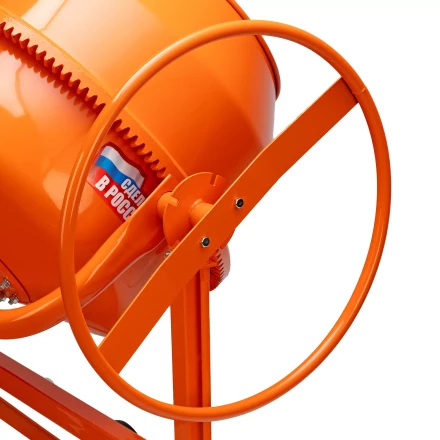 Бетоносмеситель Сибртех БСЕ-140 95477, 140 л, 500 Вт      купить в Муравленко