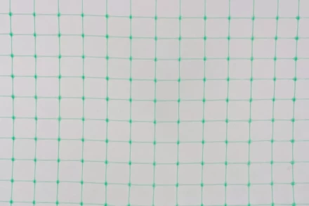 Сетка садовая высокопрочная Palisad 64527 (для птичников, шпалер), 1,5х10 м, ячейка 20х20 мм купить в Муравленко