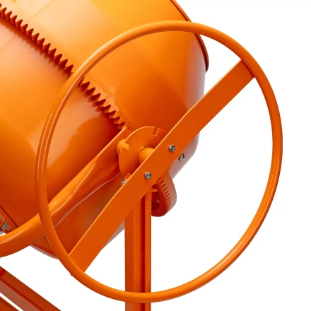 Бетоносмеситель Сибртех БСЕ-180 95479, 180 л, 700 Вт купить в Муравленко