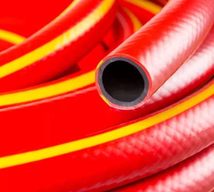 Шланг GRINDA &quot;EXPERT&quot; поливочный, 28 атм., армированный, 3-х слойный, 3/4&quot;х50м 8-429005-3/4-50_z01 купить в Муравленко