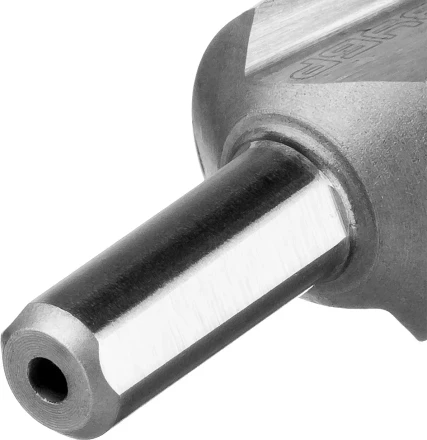 Сверло ЗУБР ступенчатое по сталям и цвет.мет.ст.Р6М5,d4- 39мм,14ступ.d4-39,L -113 мм, трехгран.хв. 10мм 29670-4-39-14 купить в Муравленко