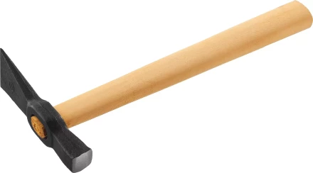 Молоток-кирочка КАМЕНЩИКА 400 г с деревянной рукояткой, 2017-4 купить в Муравленко