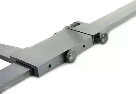 Штангенциркуль ШЦ 3-3000 (0.05) купить в Муравленко