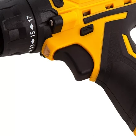 Дрель-шуруповерт аккумуляторная CDL-12CB, Li-Ion, 12 В, 1 акк.// Denzel 26102 купить в Муравленко