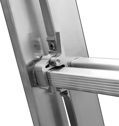 Лестница СИБИН универсальная, трехсекционная со стабилизатором, 7 ступеней 38833-07 купить в Муравленко