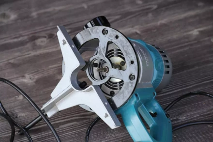 Фрезер Makita 3601B купить в Муравленко