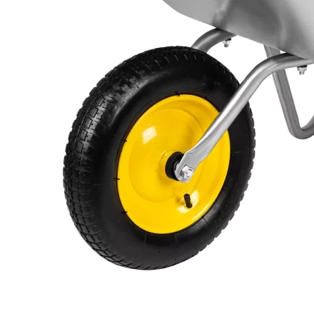 Тачка садовая, грузоподъемность 90 кг Сибртех 689614, оцинк. рама, объем 65 л купить в Муравленко