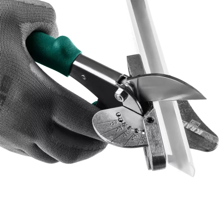 Угловые ножницы для пластмассовых и резиновых профилей KRAFTOOL 23372 купить в Муравленко