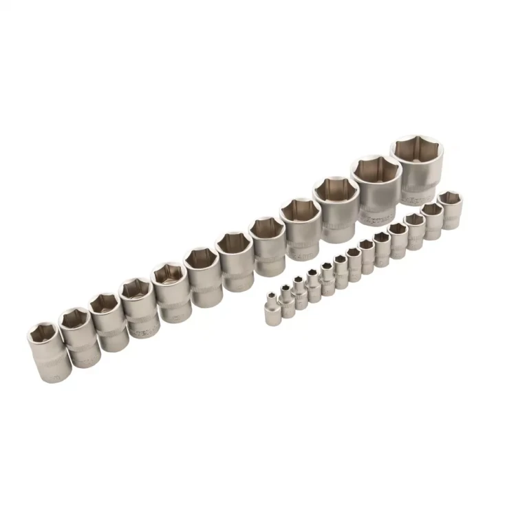 Набор инструментов 82 предмета, CrV, 1/2", 1/4" Сибртех 13514 купить в Муравленко