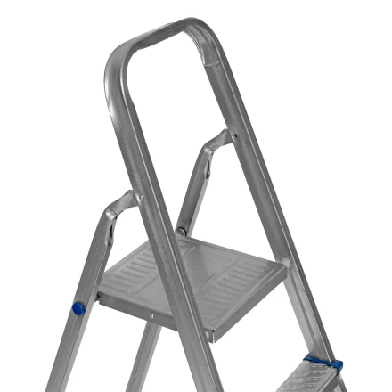 Стремянка Сибртех 97838, 6 ступеней, стальная, оцинкованная купить в Муравленко