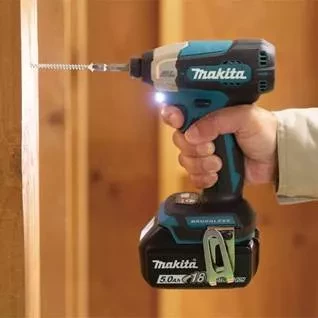 Аккумуляторный ударный шуруповерт Makita DTD157Z (без АКБ и ЗУ) купить в Муравленко