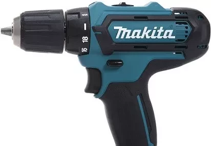 Аккумуляторная дрель-шуруповерт Makita DF331DWYE4 купить в Муравленко