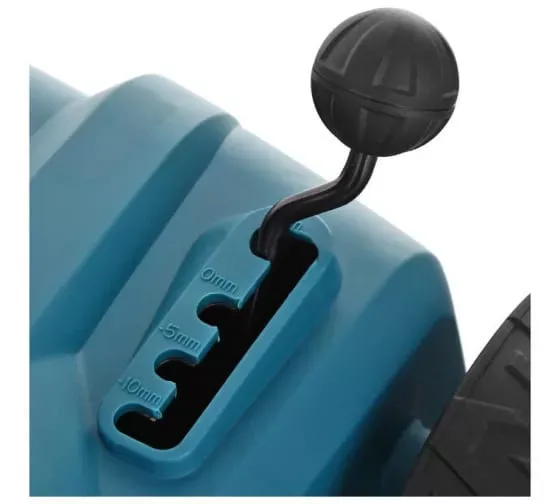 Скарификатор Makita UV3600 купить в Муравленко