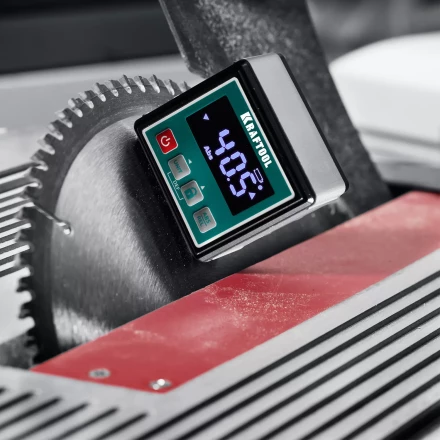 Уровень-уклономер электронный KRAFTOOL 4Х90° KOMPAKT 34687 купить в Муравленко