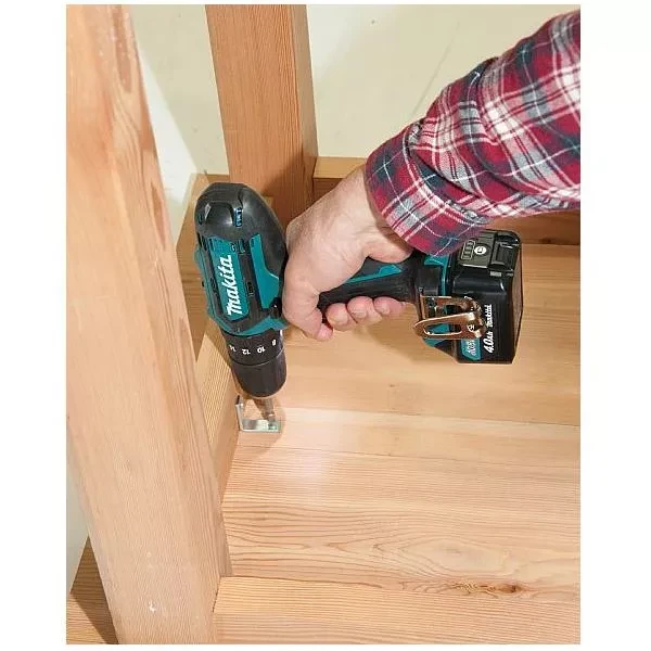 Аккумуляторная дрель Makita DF331DWYE купить в Муравленко