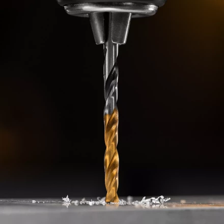 Сверло спиральное по металлу Denzel 4 x 75мм, Р6М5, Golden Tip, многогранная заточка 718272 купить в Муравленко