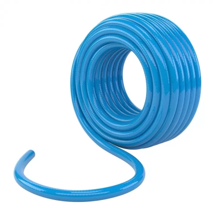 Шланг поливочный армированный 3 слойный ПВХ 1/2 15м Родничок Сибртех 67516 купить в Муравленко