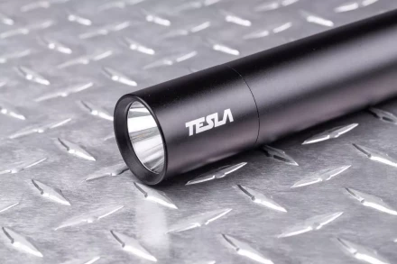 Фонарь-бита TESLA LB-40 33х400 мм купить в Муравленко