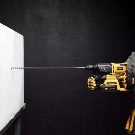 Бур по бетону Denzel, 12 x 600 мм, двойная спираль, три пылеотводящие кромки, 705028 купить в Муравленко