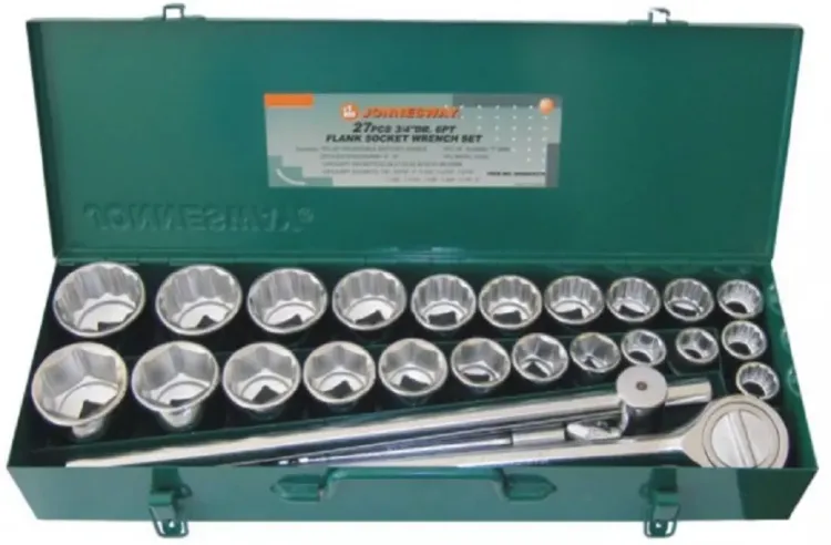 Набор головок торцевых 3/4"DR 7/8" 2" 27предметов Jonnesway S04Н6327S 48500 купить в Муравленко