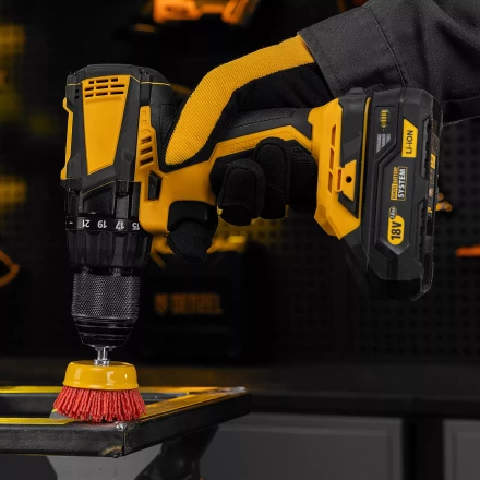 Щетка для дрели Denzel, 65 мм, Чашка, со шпилькой, нейлоновая щетина, 74435 купить в Муравленко