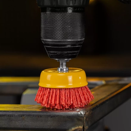 Щетка для дрели Denzel, 65 мм, Чашка, со шпилькой, нейлоновая щетина, 74435 купить в Муравленко